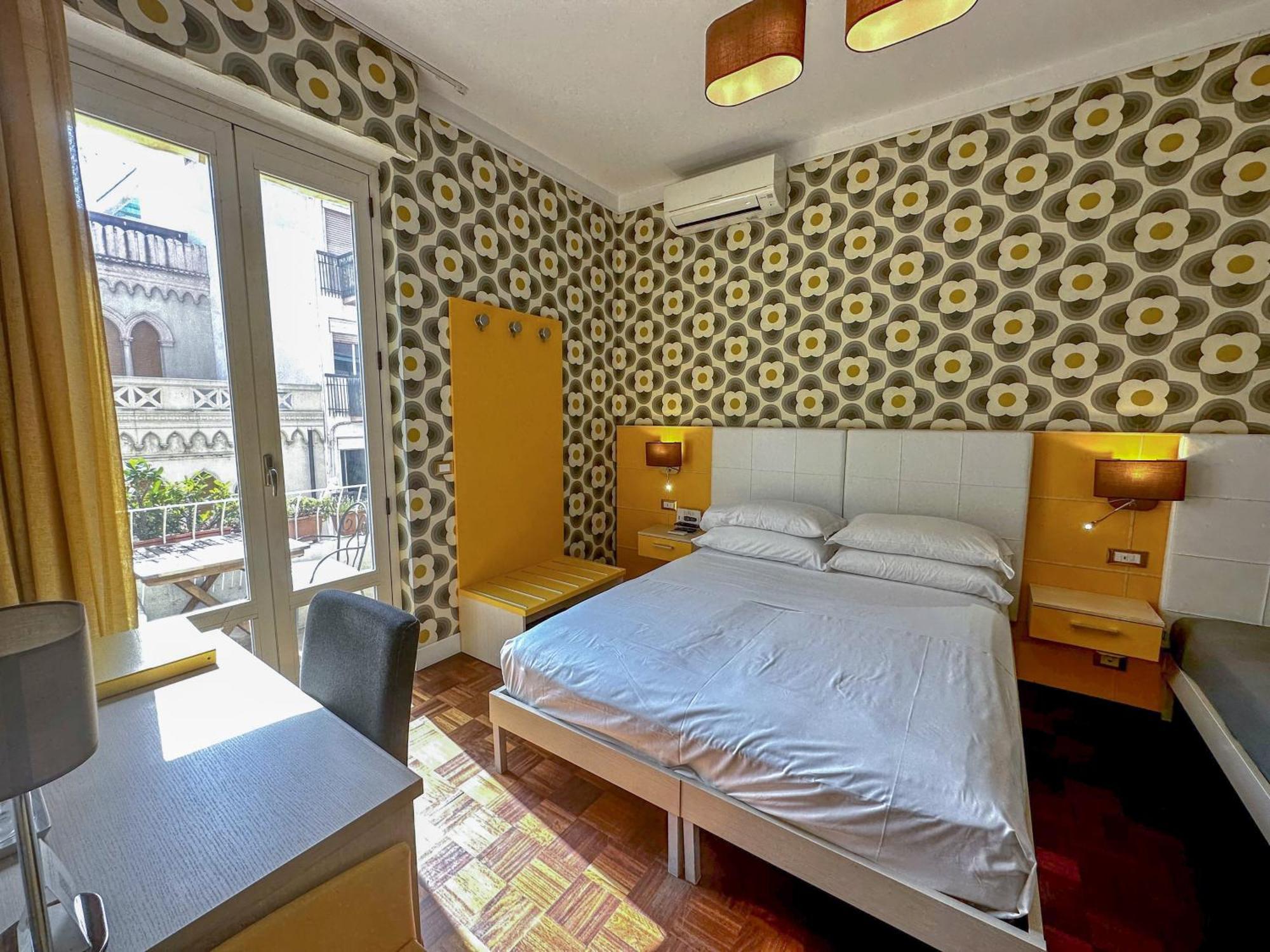 B&B Pellicano Guest House 雷焦卡拉布里亚 外观 照片